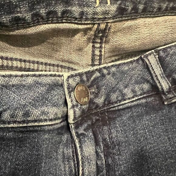J Jill Medium Wash Denim mid rise bootcut Jeans size 6P - Picture 5 of 7